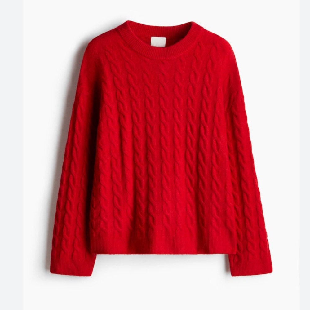 Like New H&M Cable Knit Sweater